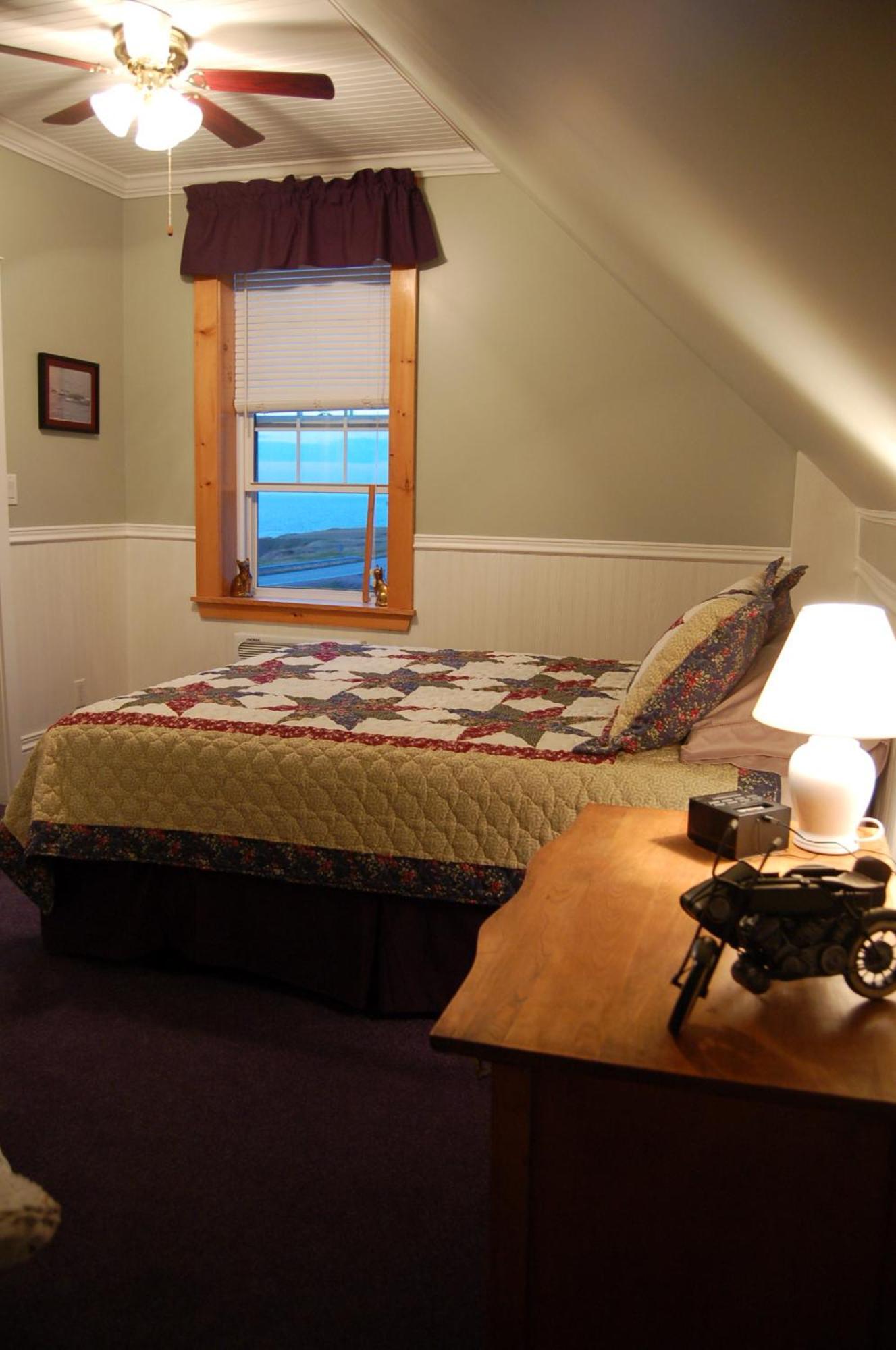 The Yellow Sidecar Bed & Breakfast 3*